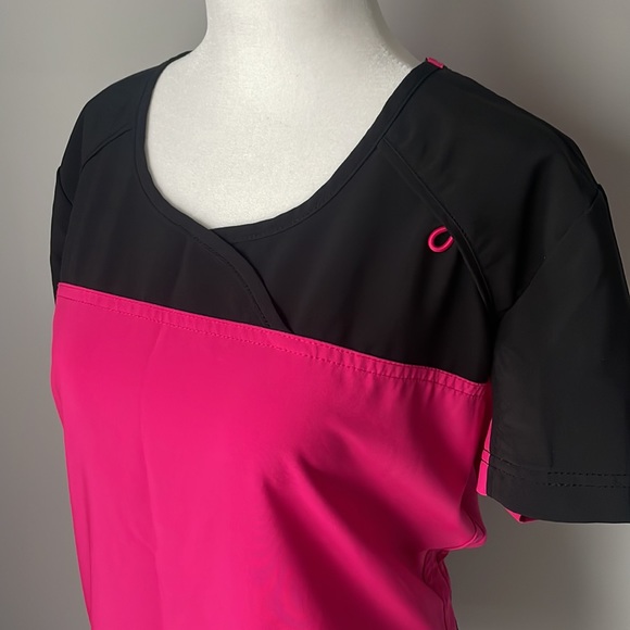 Scrub Kulture Scrup Top - Picture 2 of 8